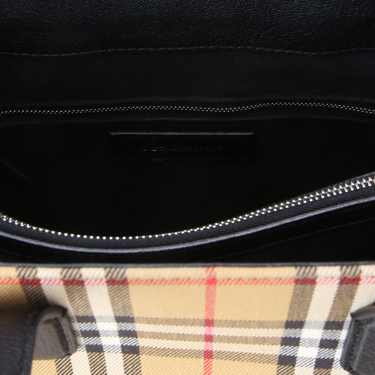 BURBERRY(USED)버버리 하우스체크 배너백 미듐