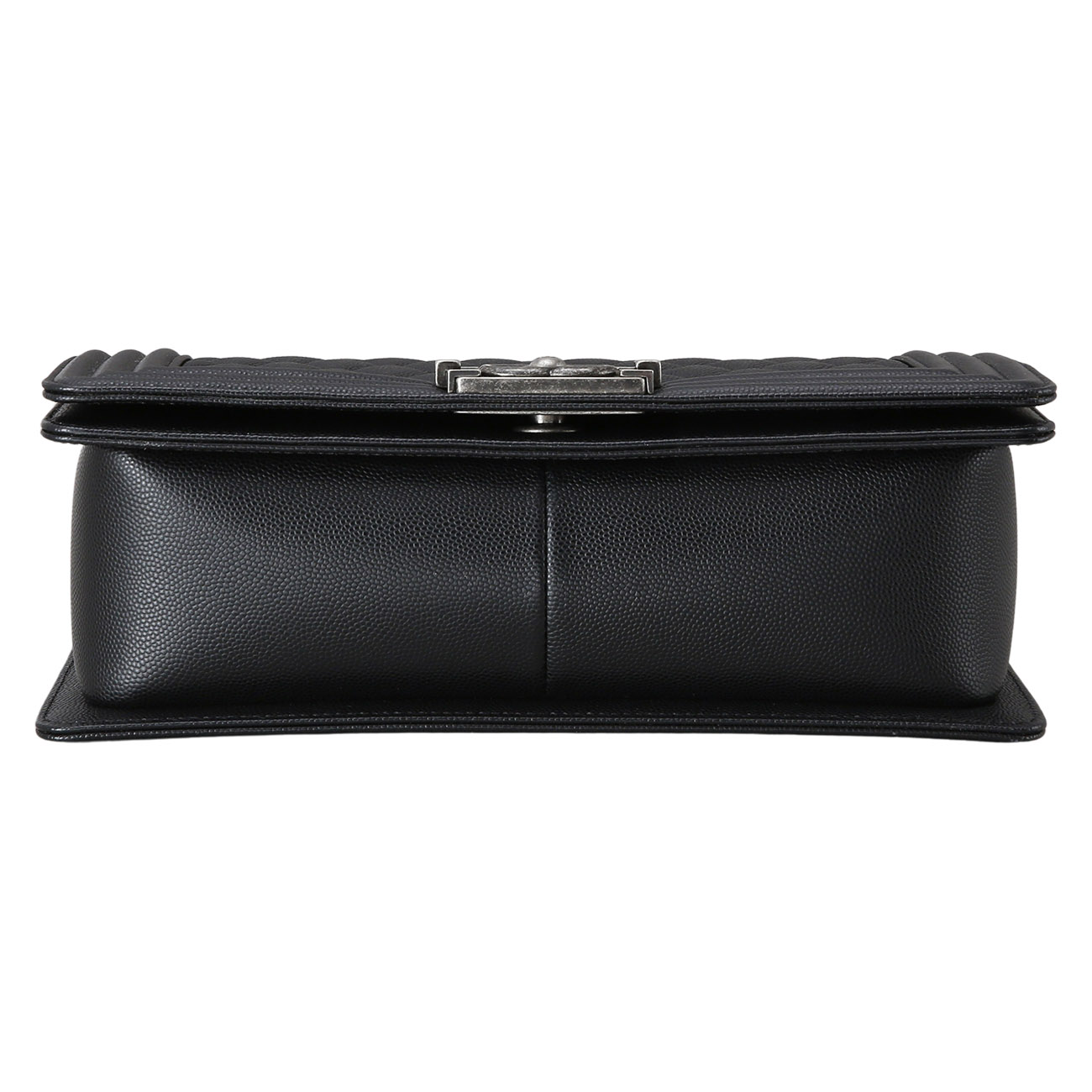 CHANEL(USED)샤넬 보이샤넬 캐비어 미듐 은장