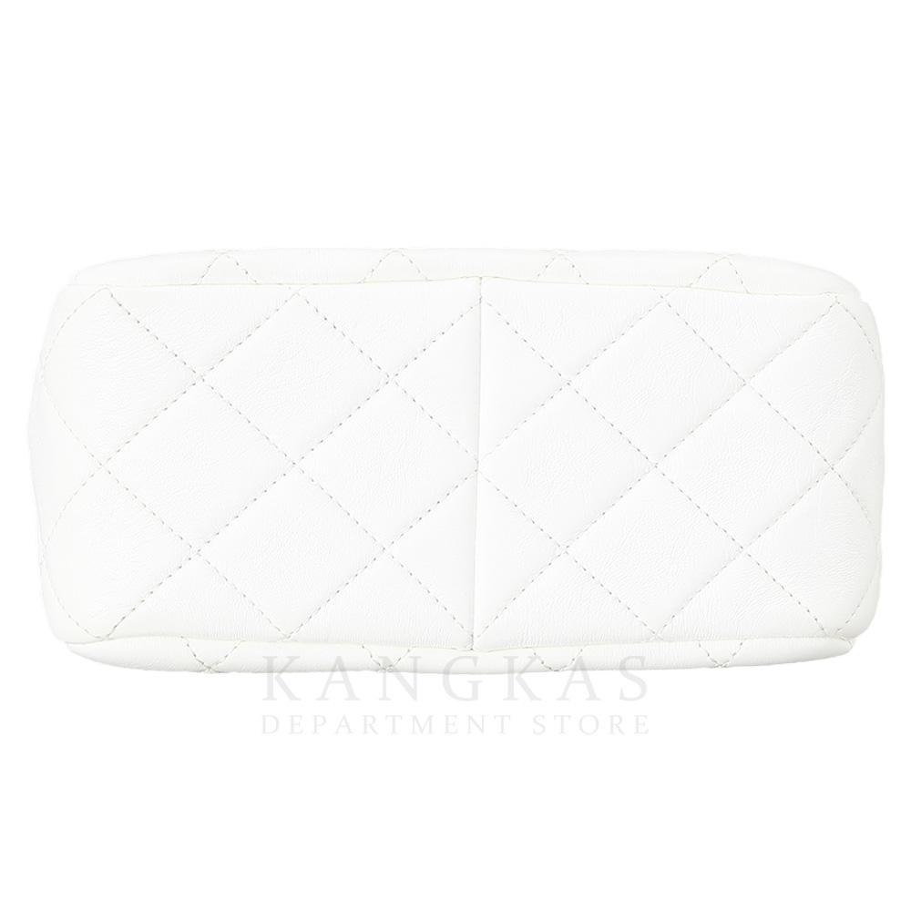 CHANEL(USED)샤넬 시즌 화이트 램스킨 크로스백