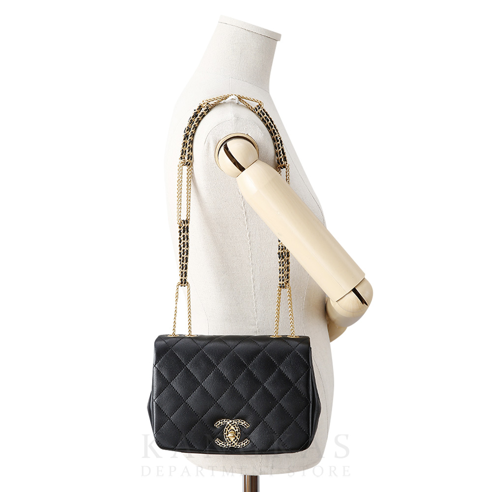 CHANEL(USED)샤넬 시즌 로고 체인 플랩백