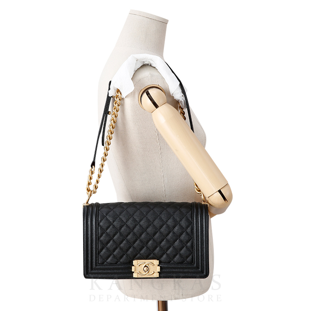 CHANEL(USED)샤넬 캐비어 보이샤넬 미듐