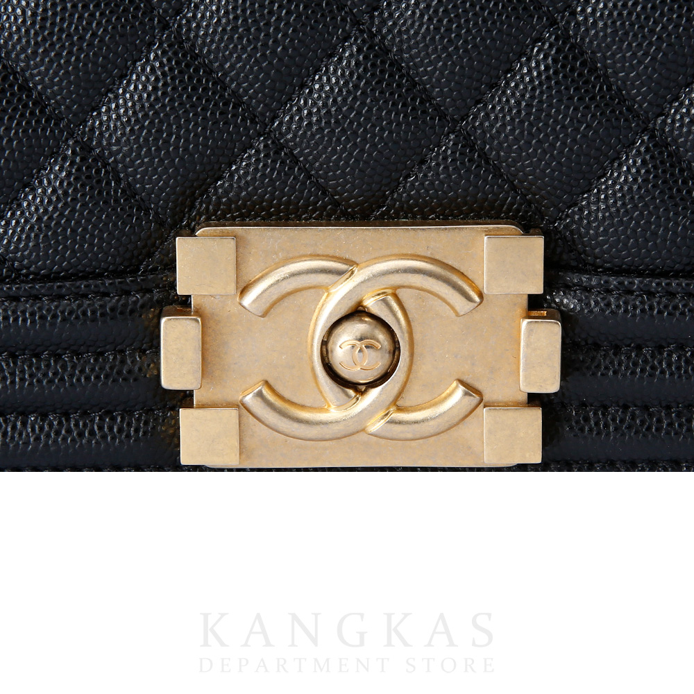 CHANEL(USED)샤넬 캐비어 보이샤넬 미듐