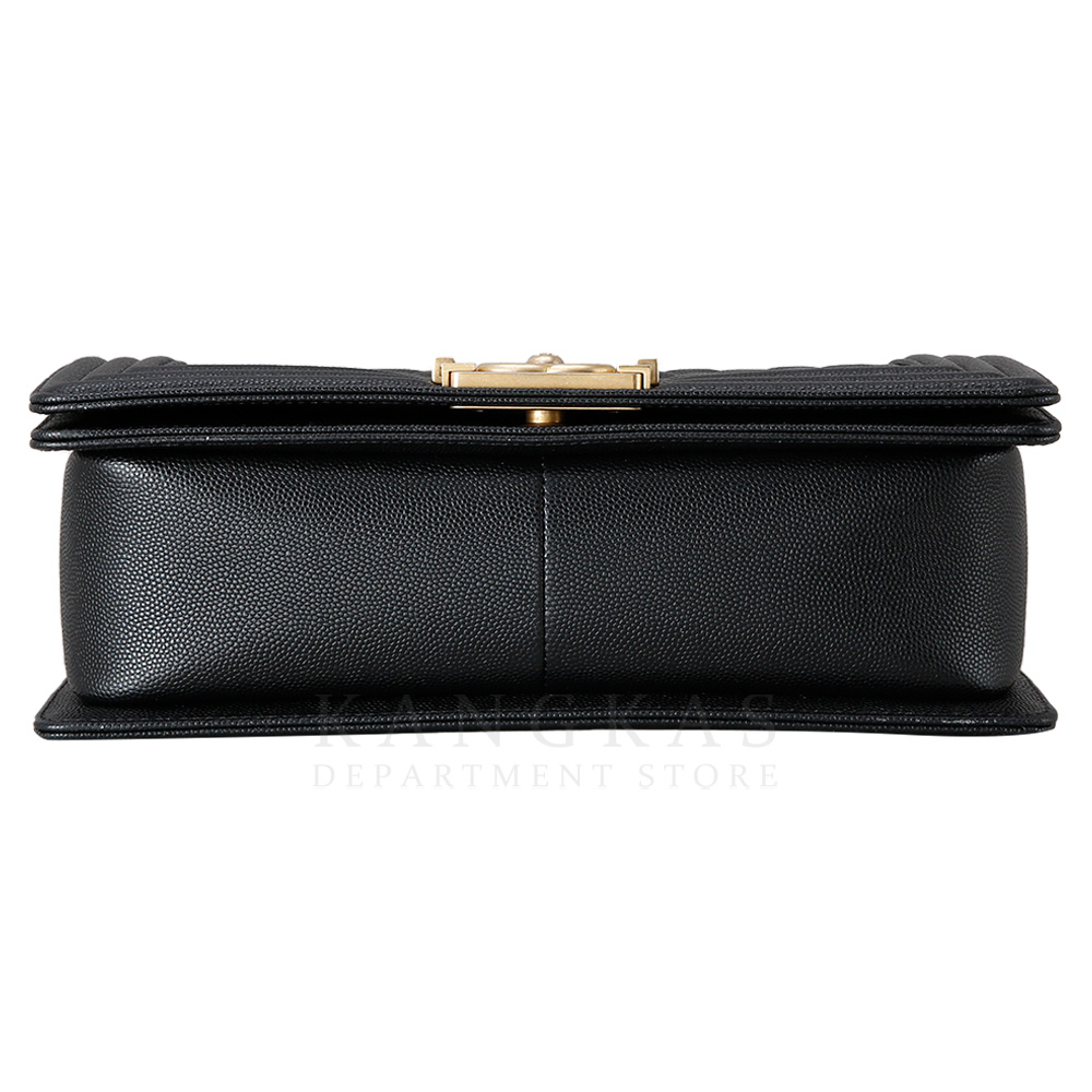 CHANEL(USED)샤넬 캐비어 보이샤넬 미듐