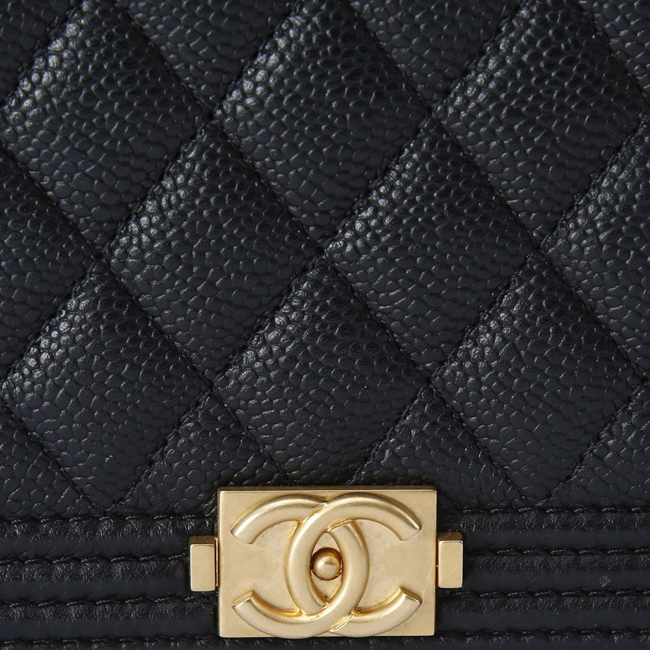 CHANEL(USED)샤넬 AP2205 보이샤넬 미니백
