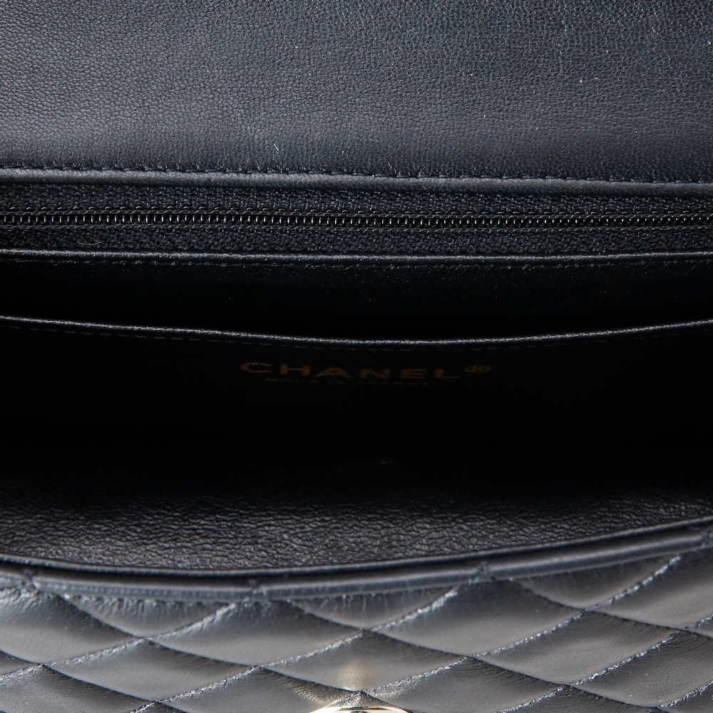 CHANEL(USED)샤넬 시즌 체인 클래식 램스킨 뉴미니 @@@@@