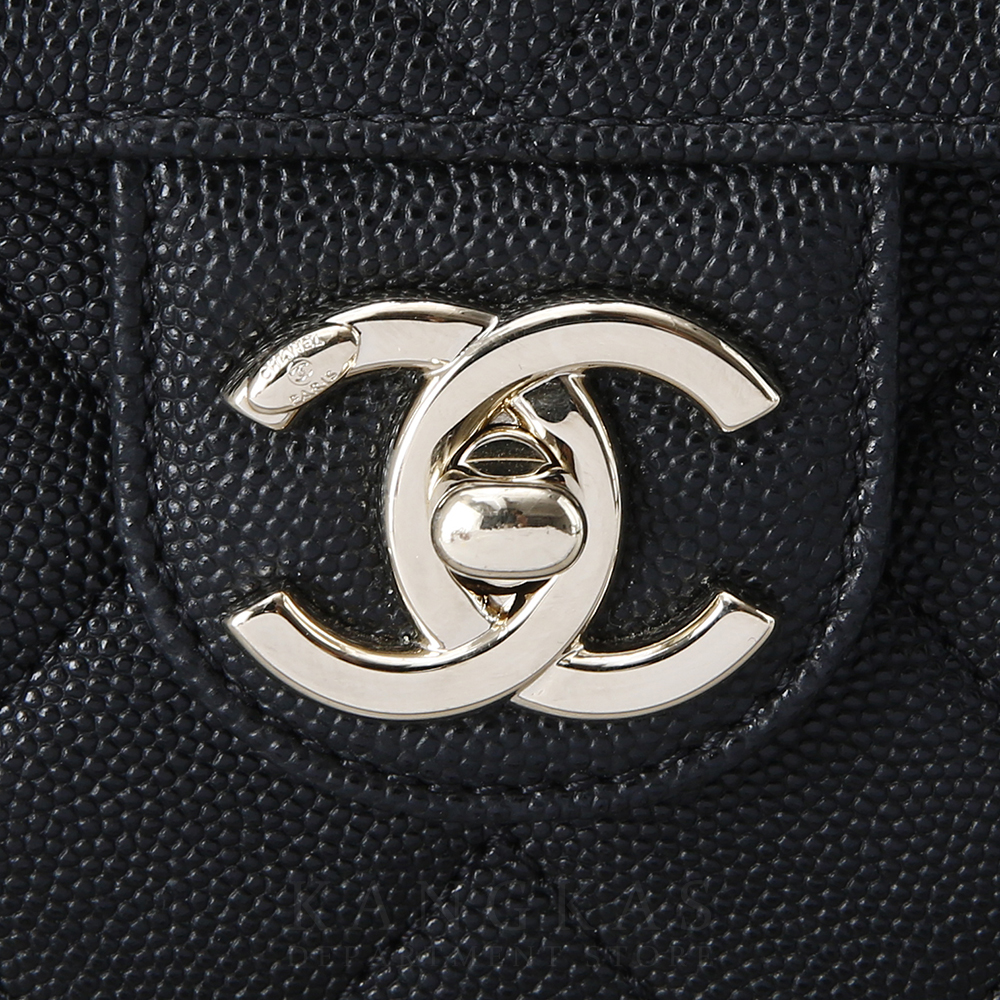 CHANEL(USED)샤넬 AS3003 시즌 크루즈 컬렉션 스몰 플랩백