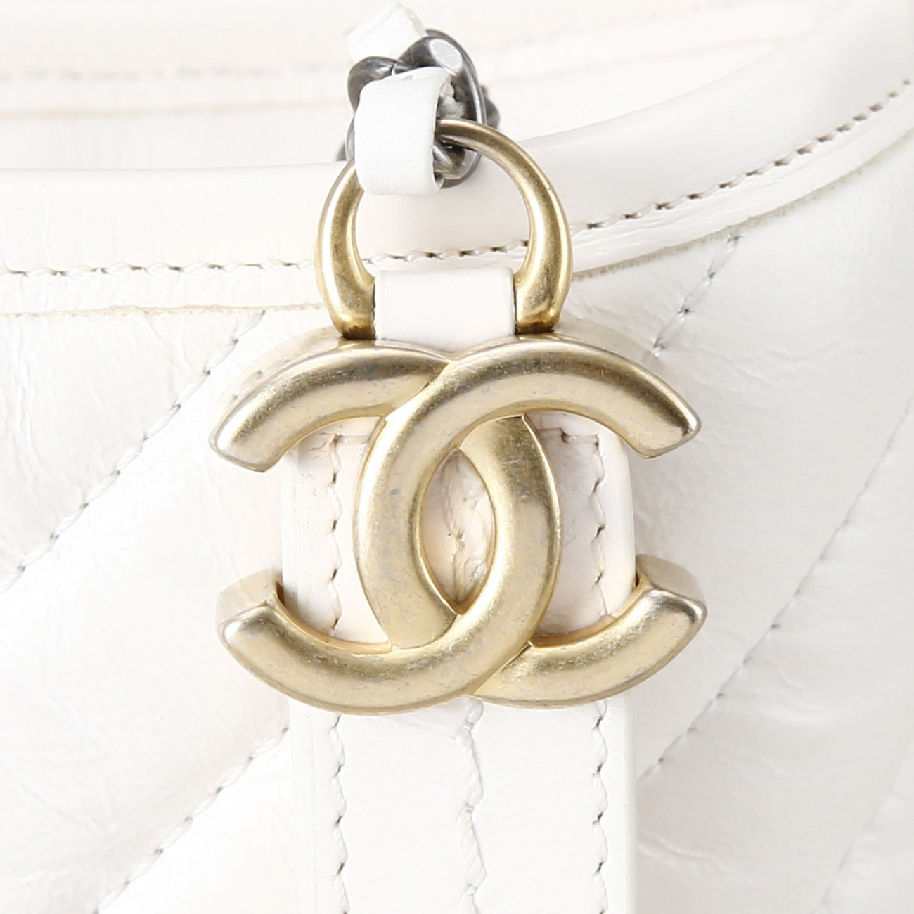 CHANEL(USED)샤넬 쉐브론 퀄팅 가브리엘 호보 스몰
