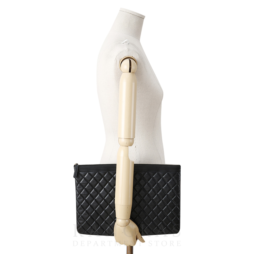 CHANEL(USED)샤넬 램스킨 보이샤넬 클러치 라지