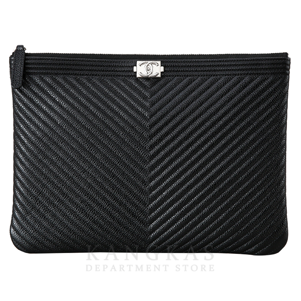 CHANEL(USED)샤넬 쉐브론 보이샤넬 클러치 뉴미듐
