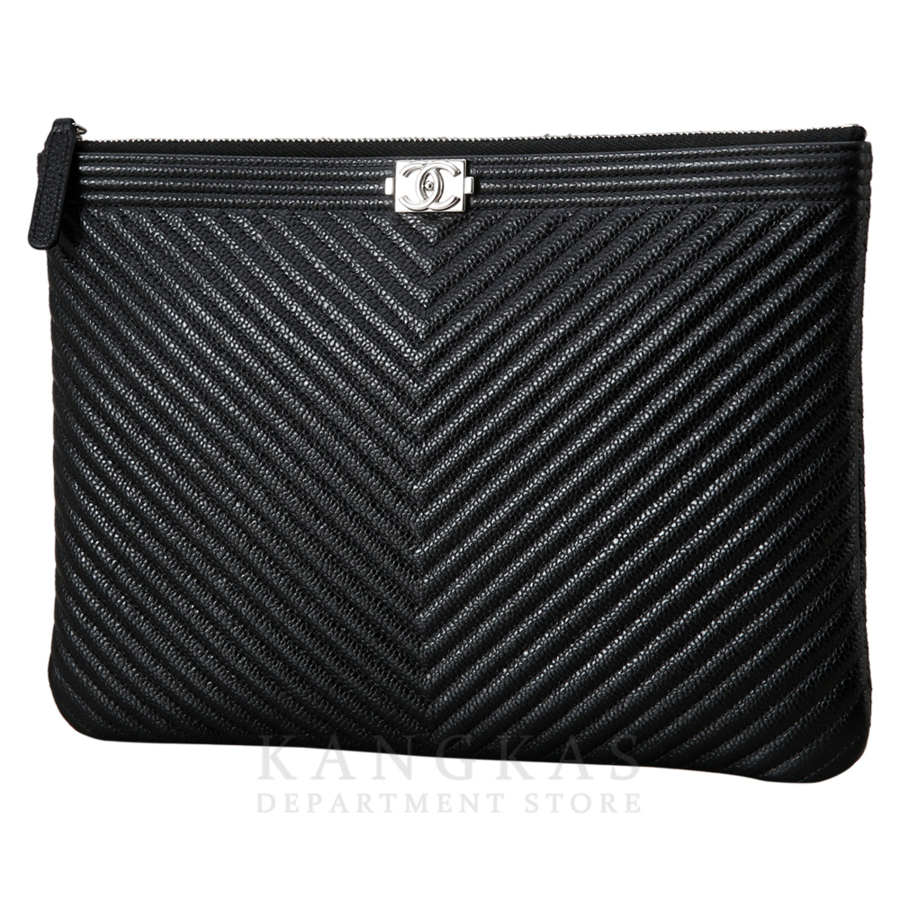 CHANEL(USED)샤넬 쉐브론 보이샤넬 클러치 뉴미듐