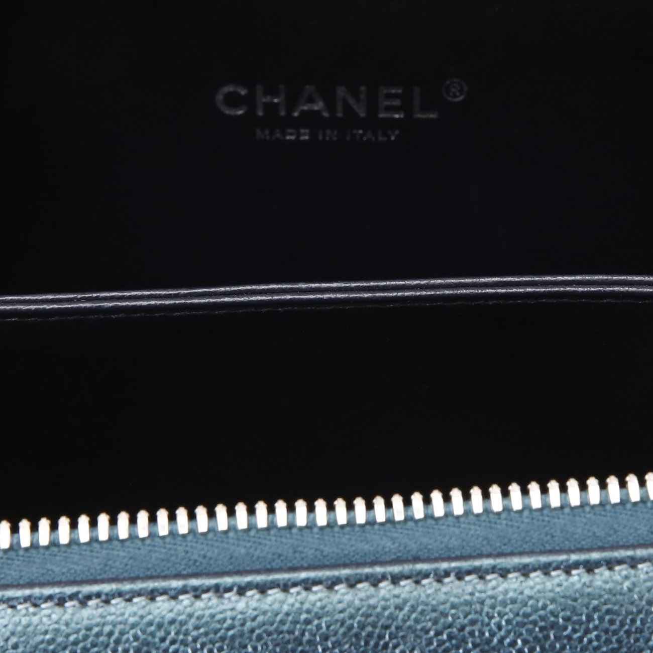 CHANEL(USED)샤넬 캐비어 코스메틱 미니 체인백