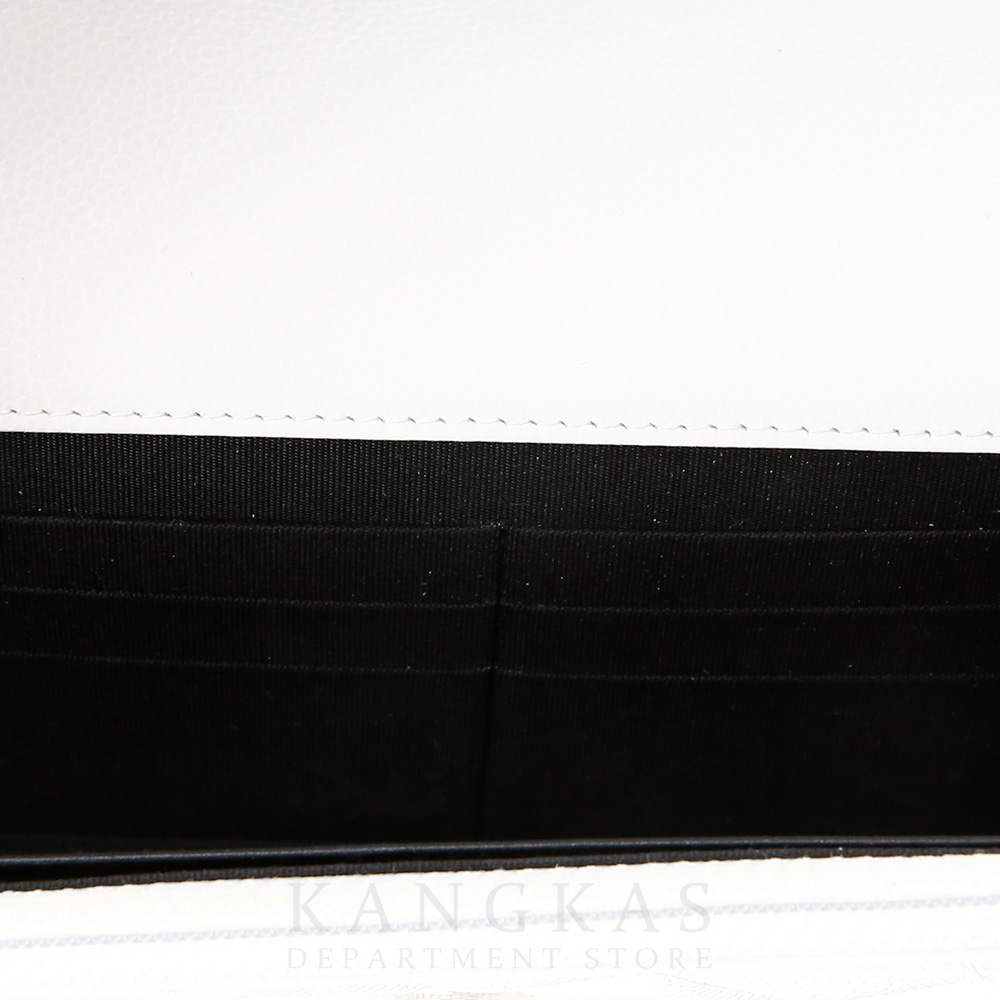 CHANEL(USED)샤넬 시즌 캐비어 화이트 CC로고 WOC