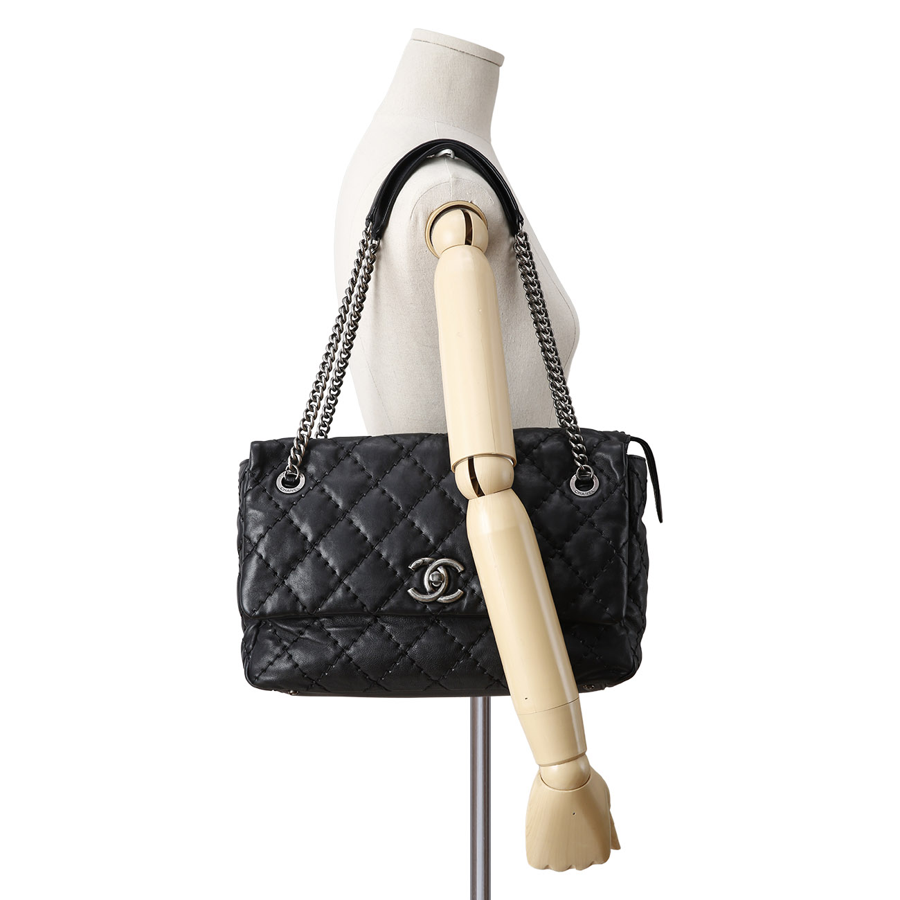CHANEL(USED)샤넬 스티치 지퍼 플랩백