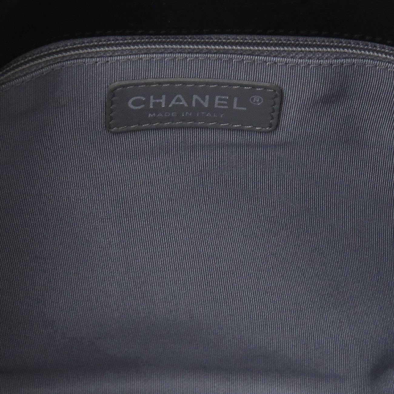 CHANEL(USED)샤넬 스티치 지퍼 플랩백