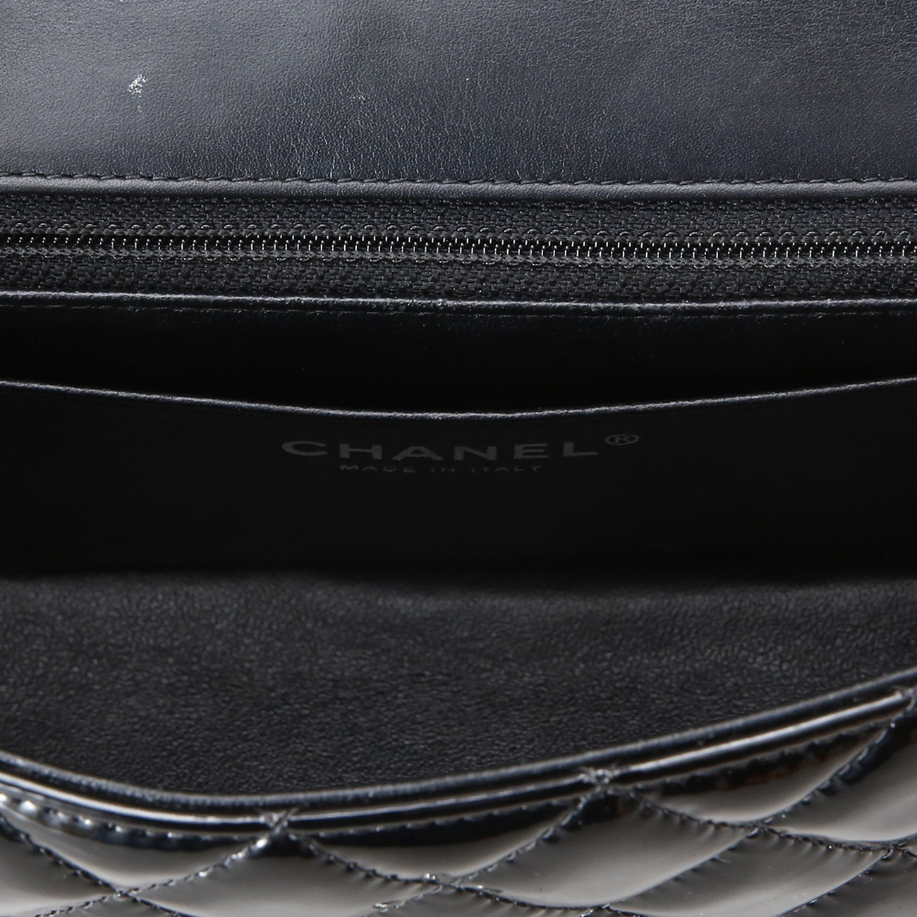 CHANEL(USED)샤넬 클래식 페이던트 뉴미니 크로스백
