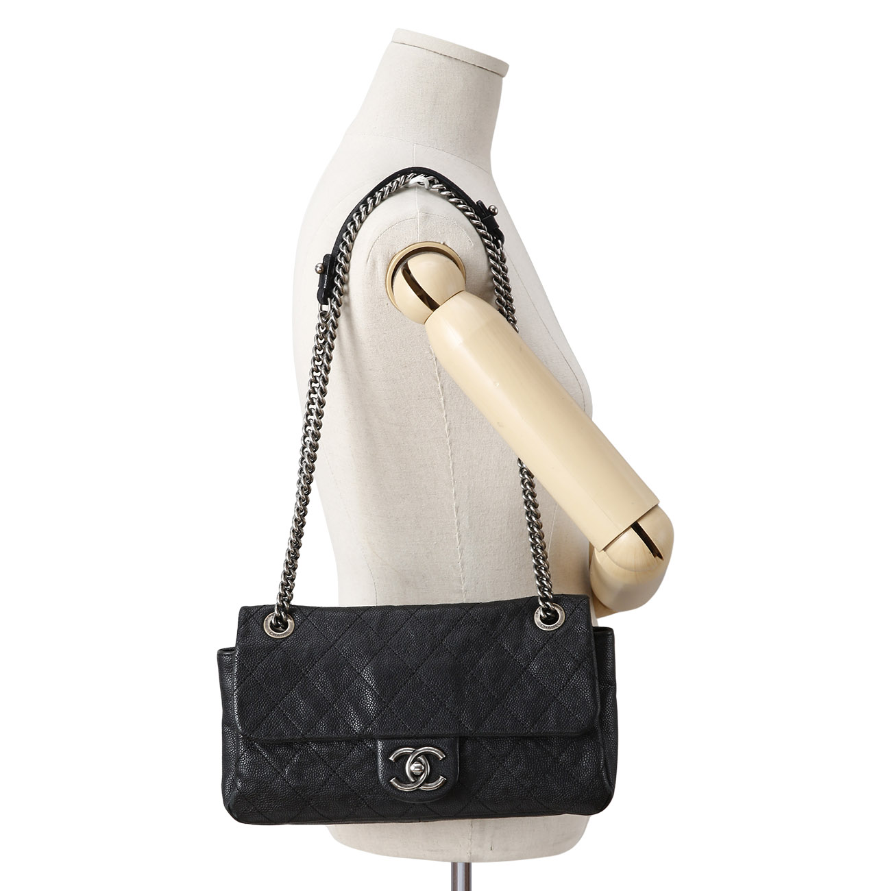 CHANEL(USED)샤넬 시즌 CC로고 플랩 체인백
