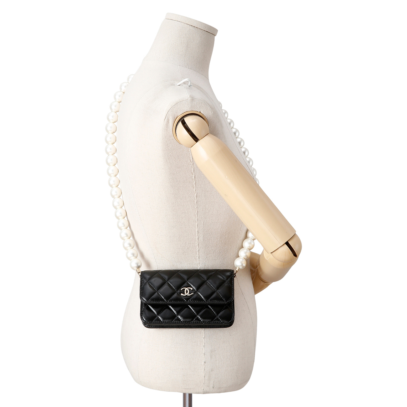 CHANEL(USED)샤넬 시즌 진주 체인 미니백
