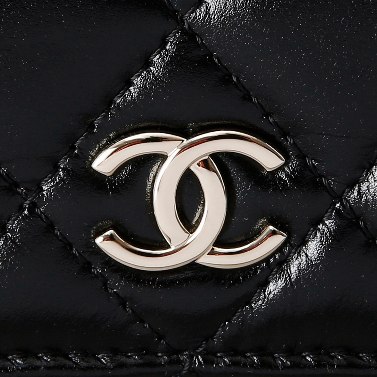 CHANEL(USED)샤넬 시즌 진주 체인 미니백