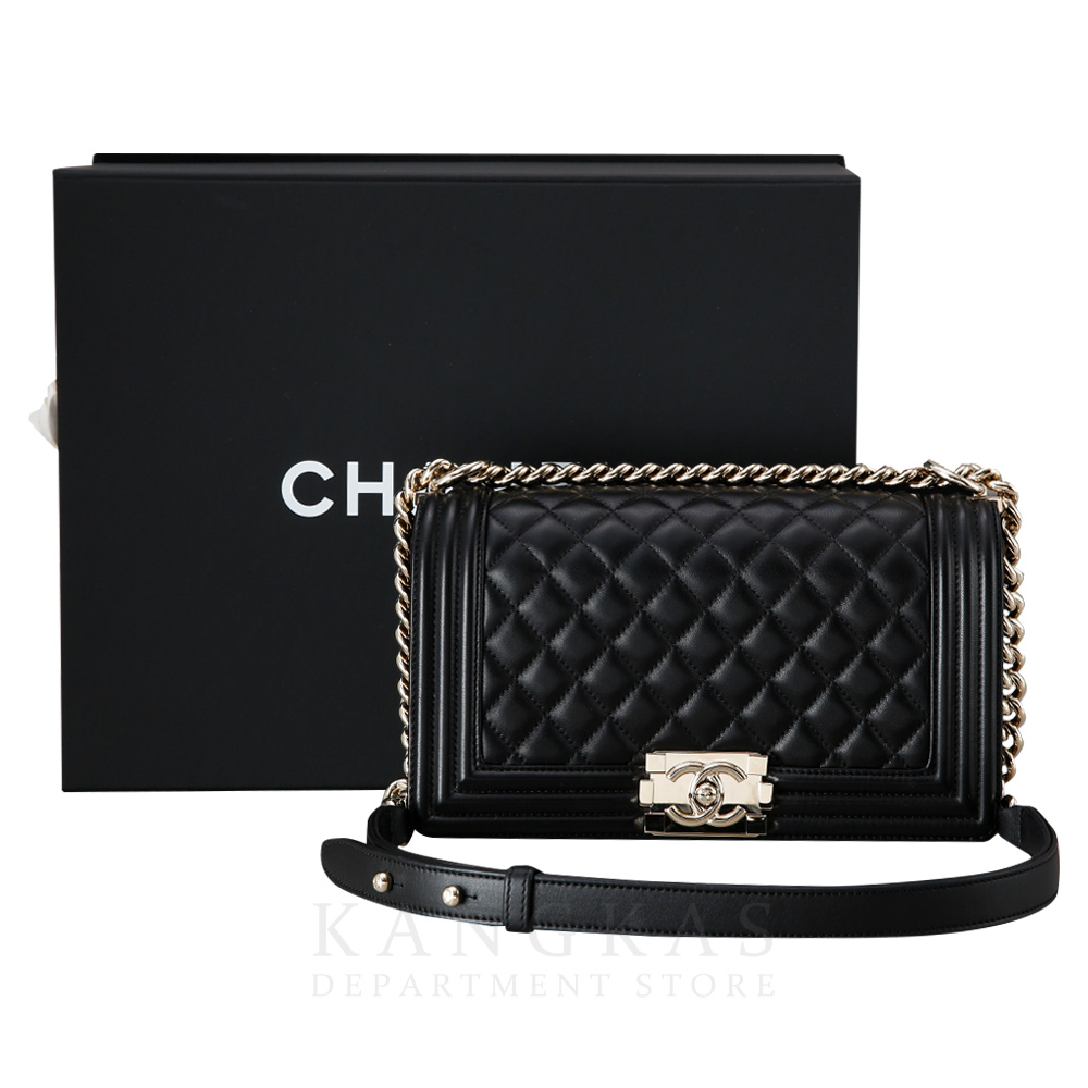 CHANEL(USED)샤넬 램스킨 보이샤넬 미듐