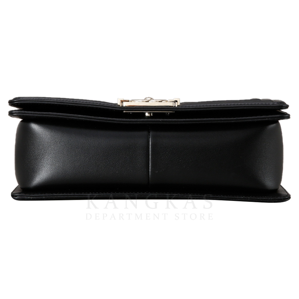 CHANEL(USED)샤넬 램스킨 보이샤넬 미듐