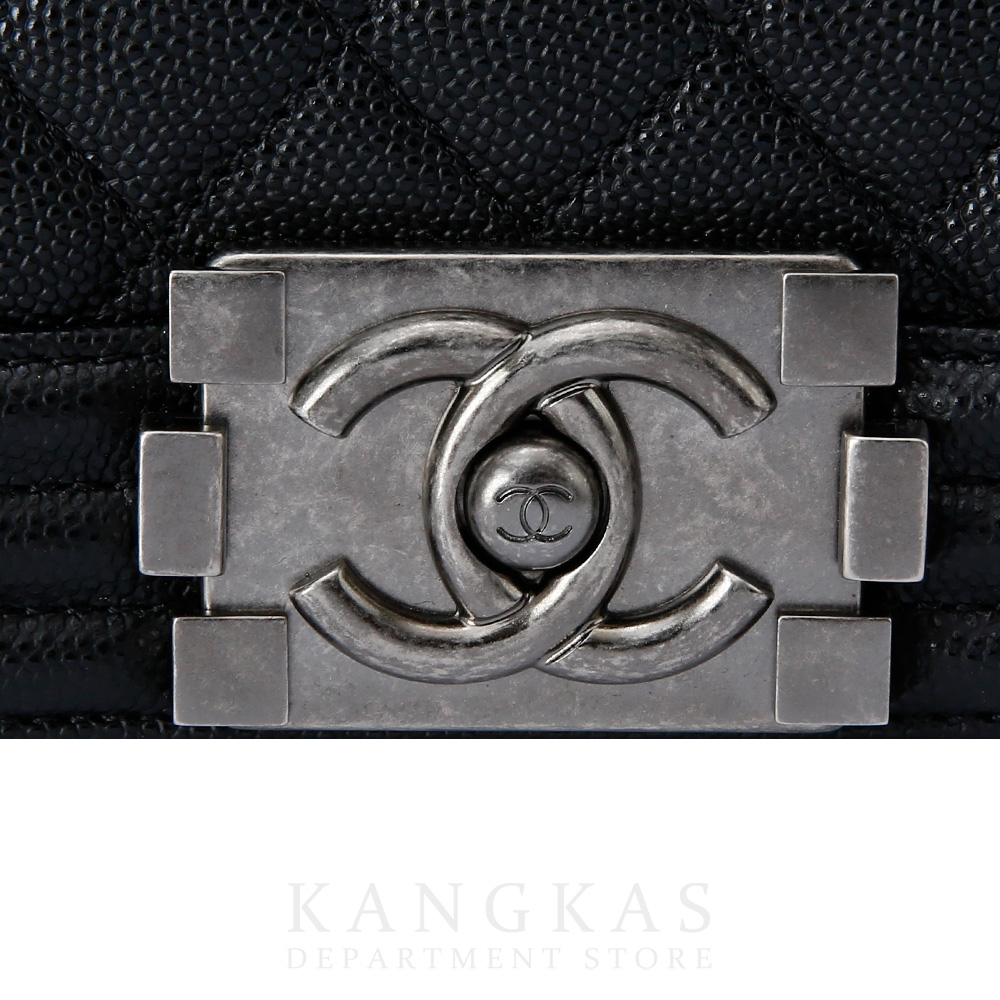 CHANEL(USED)샤넬 A67086 보이샤넬 캐비어 미듐