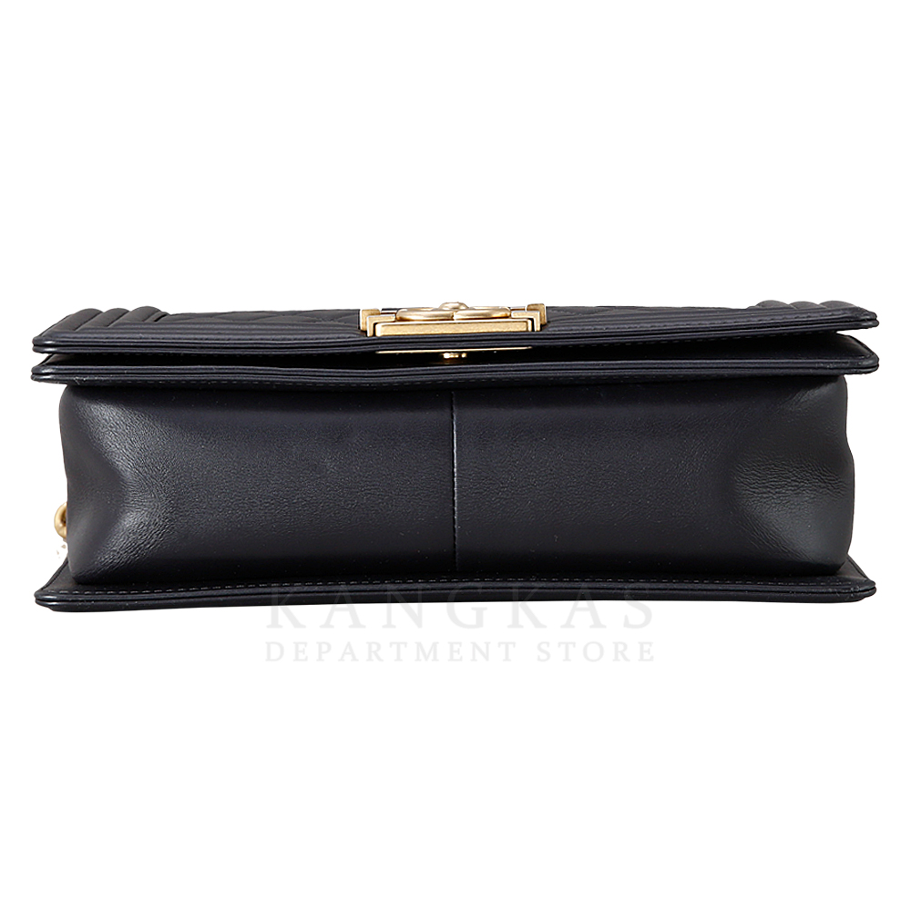 CHANEL(USED)샤넬 램스킨 보이샤넬 미듐