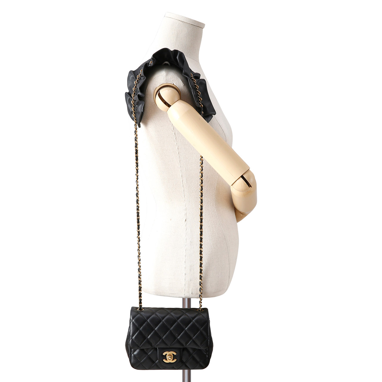 CHANEL(USED)샤넬 시즌 스트랩 클래식 쁘띠삭