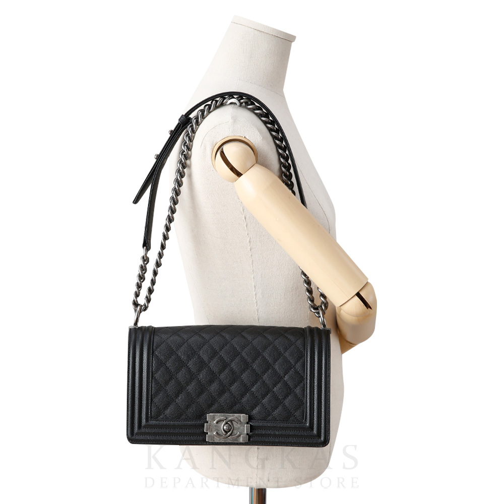 CHANEL(USED)샤넬 A67086 보이샤넬 캐비어 미듐