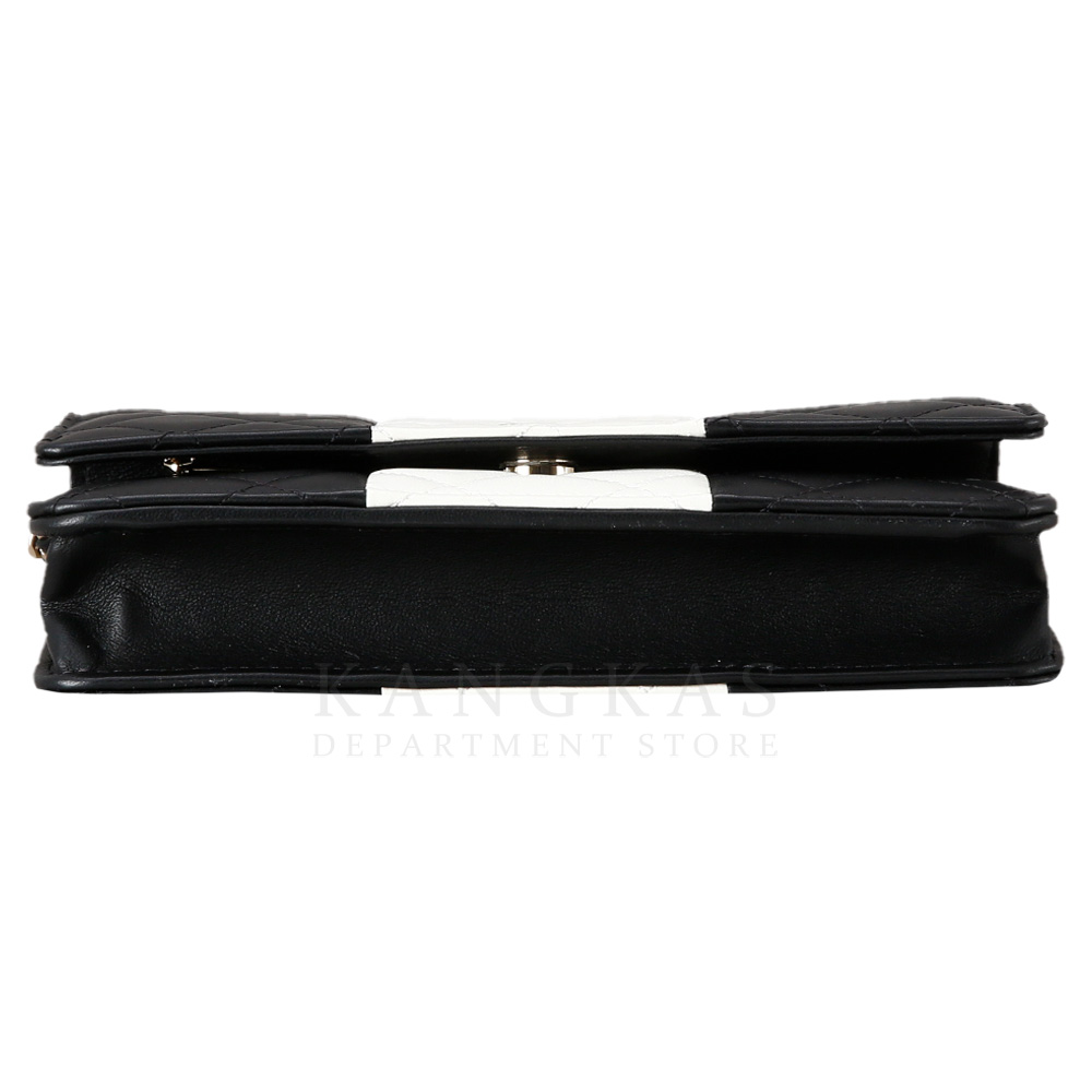 CHANEL(USED)샤넬 AP0250 시즌 램스킨 WOC