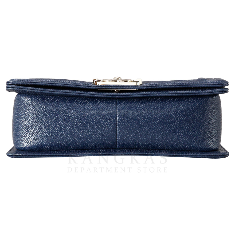 CHANEL(USED)샤넬 캐비어 보이샤넬 미듐 플랩백