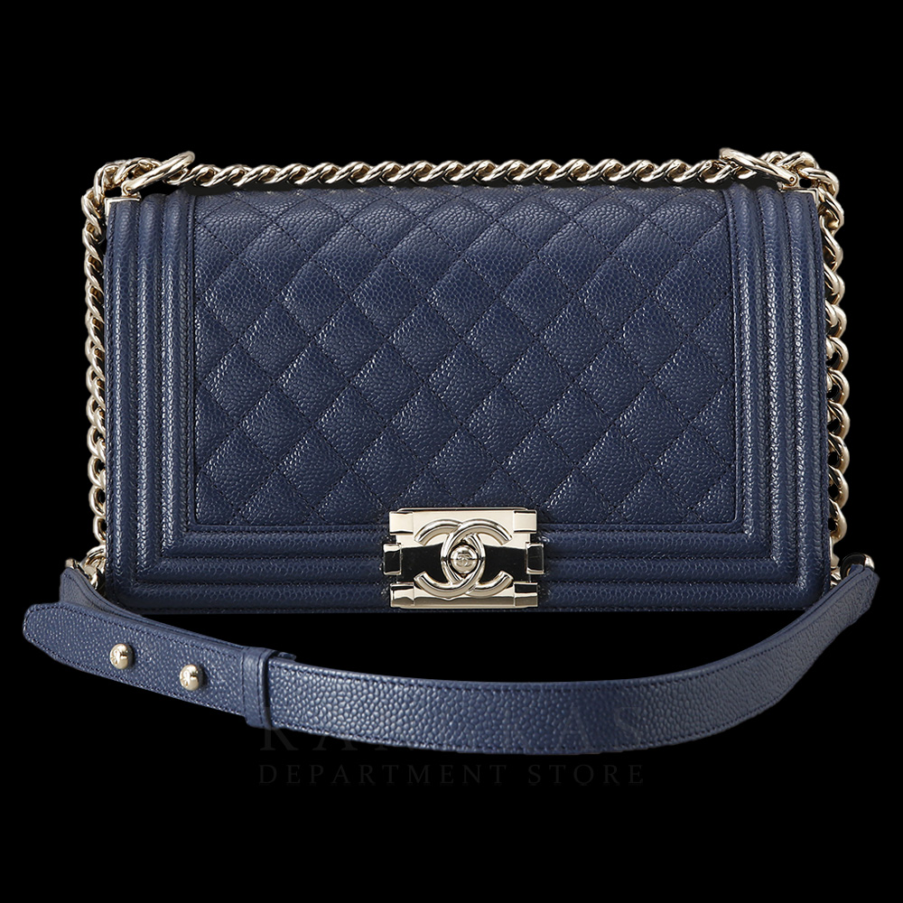 CHANEL(USED)샤넬 캐비어 보이샤넬 미듐 플랩백