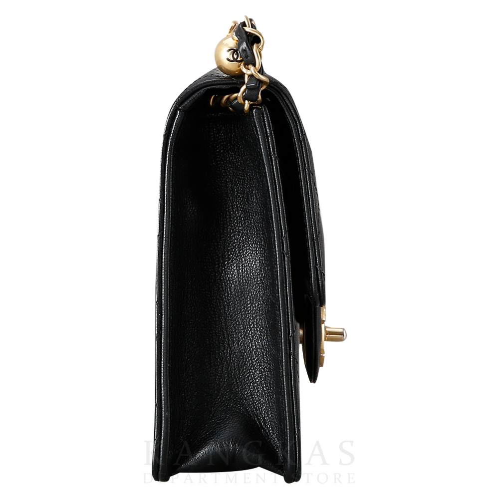 CHANEL(USED)샤넬 AS0584 시즌 진주 장식 정사각 플랩백