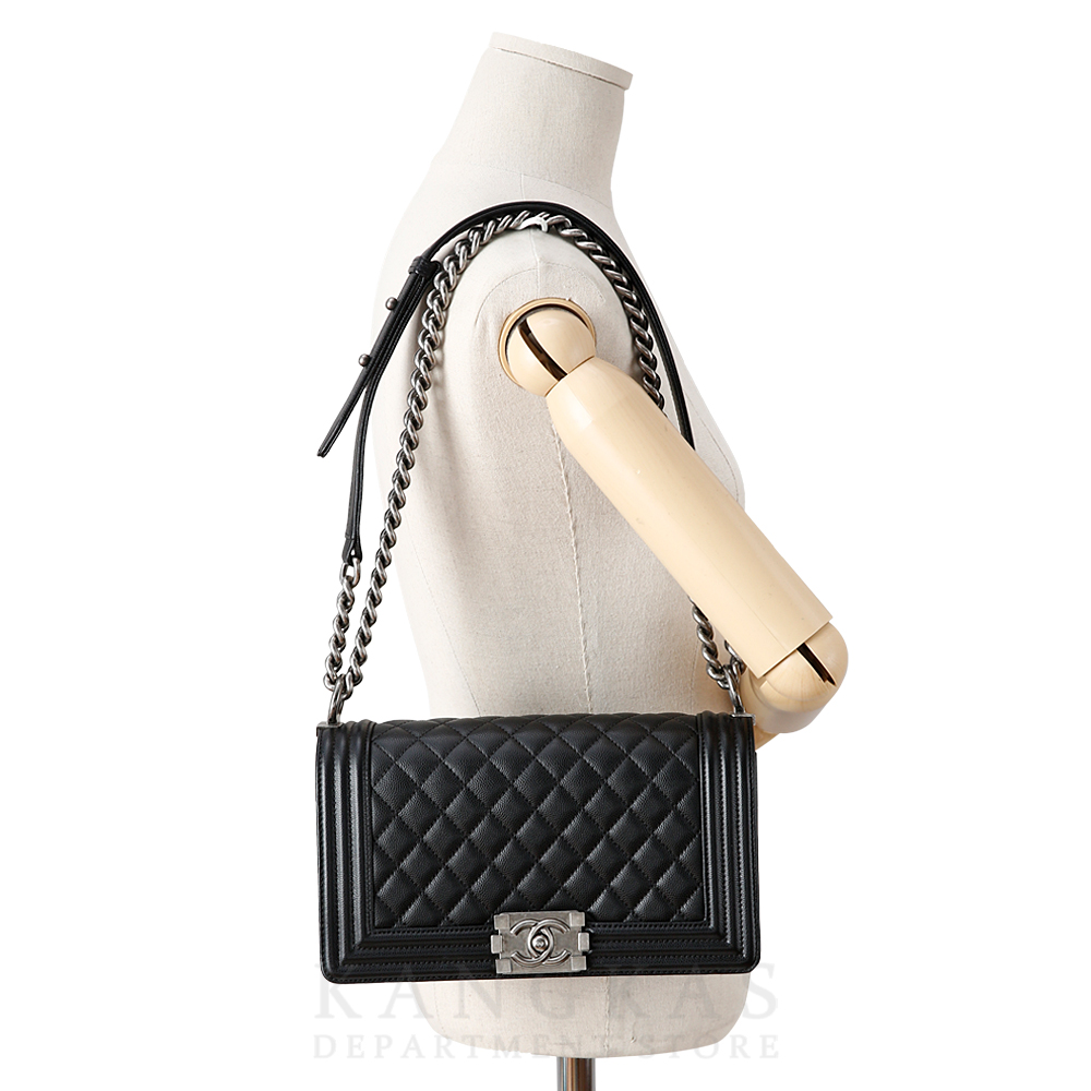 CHANEL(USED)샤넬 캐비어 보이샤넬 미듐
