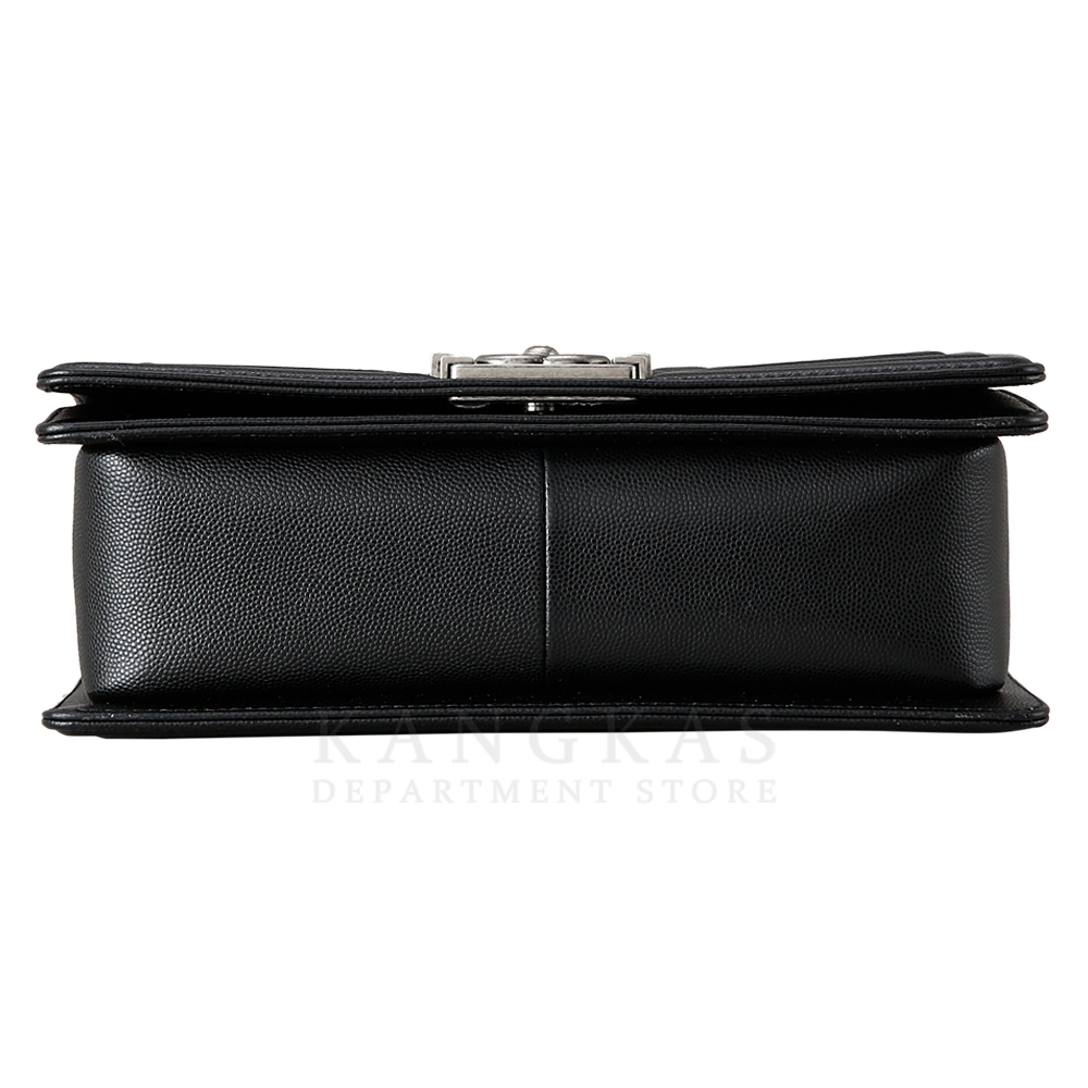 CHANEL(USED)샤넬 캐비어 보이샤넬 미듐