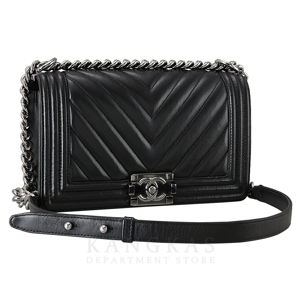 CHANEL(USED)샤넬 램스킨 쉐브론 보이샤넬 미듐