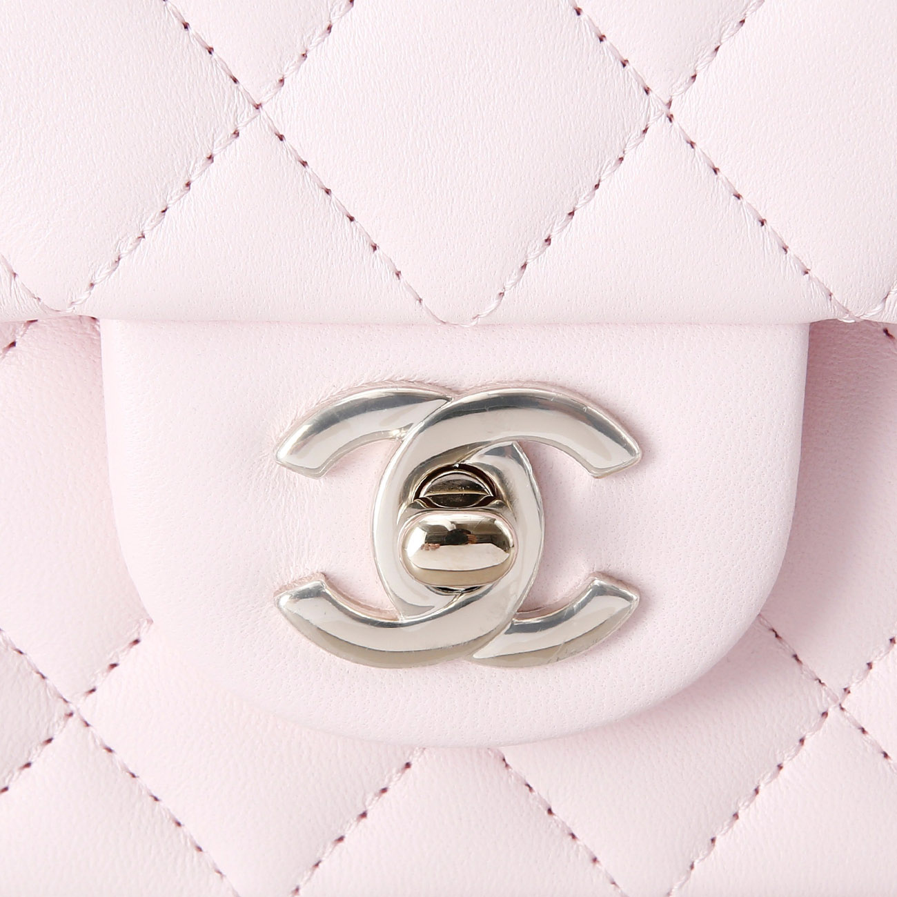 CHANEL(USED)샤넬 클래식 뉴미니 탑핸들