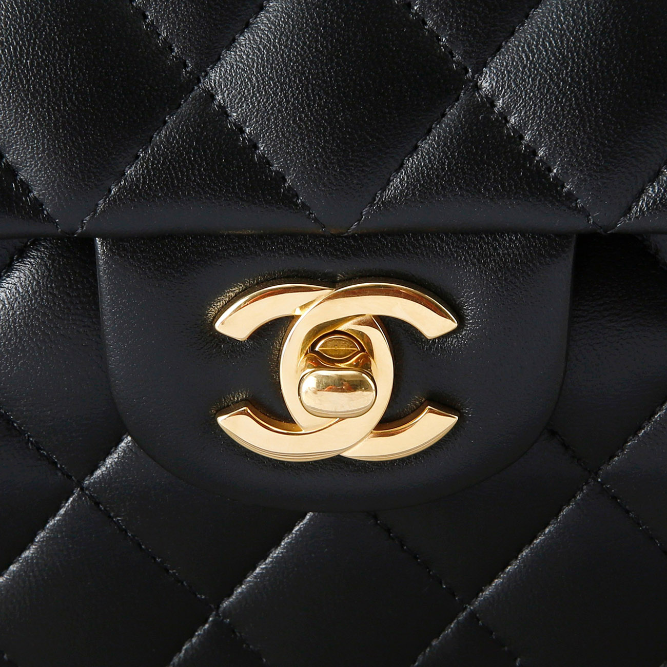 CHANEL(USED)샤넬 램스킨 클래식 스몰 플랩백