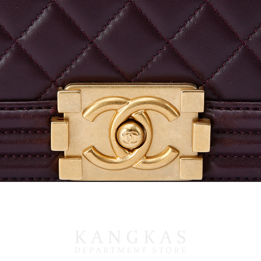 CHANEL(USED)샤넬 램스킨 보이샤넬 미듐 플랩백