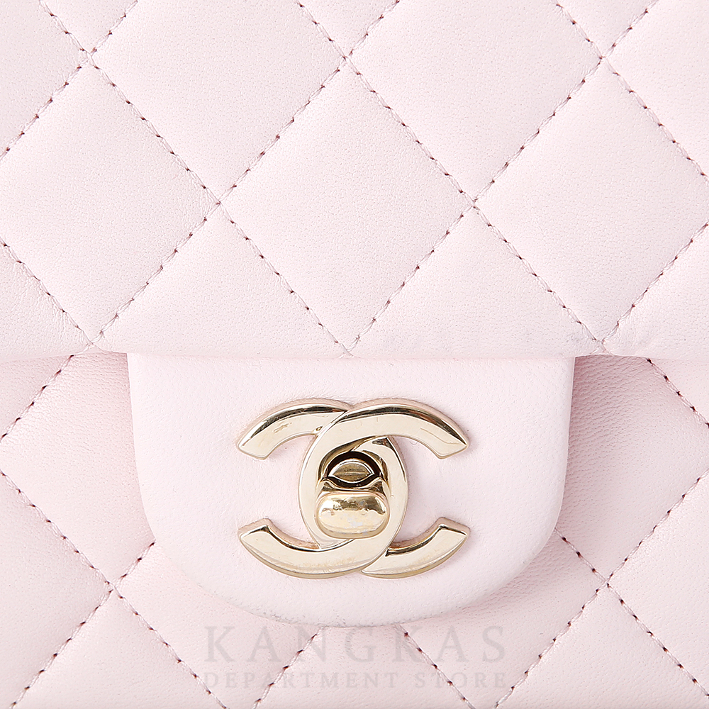 CHANEL(USED)샤넬 클래식 뉴미니 탑핸들