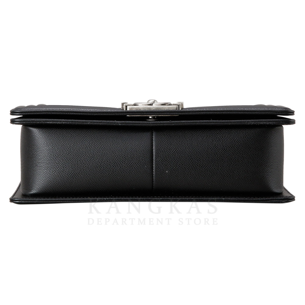 CHANEL(USED)샤넬 캐비어 보이샤넬 미듐 플랩백