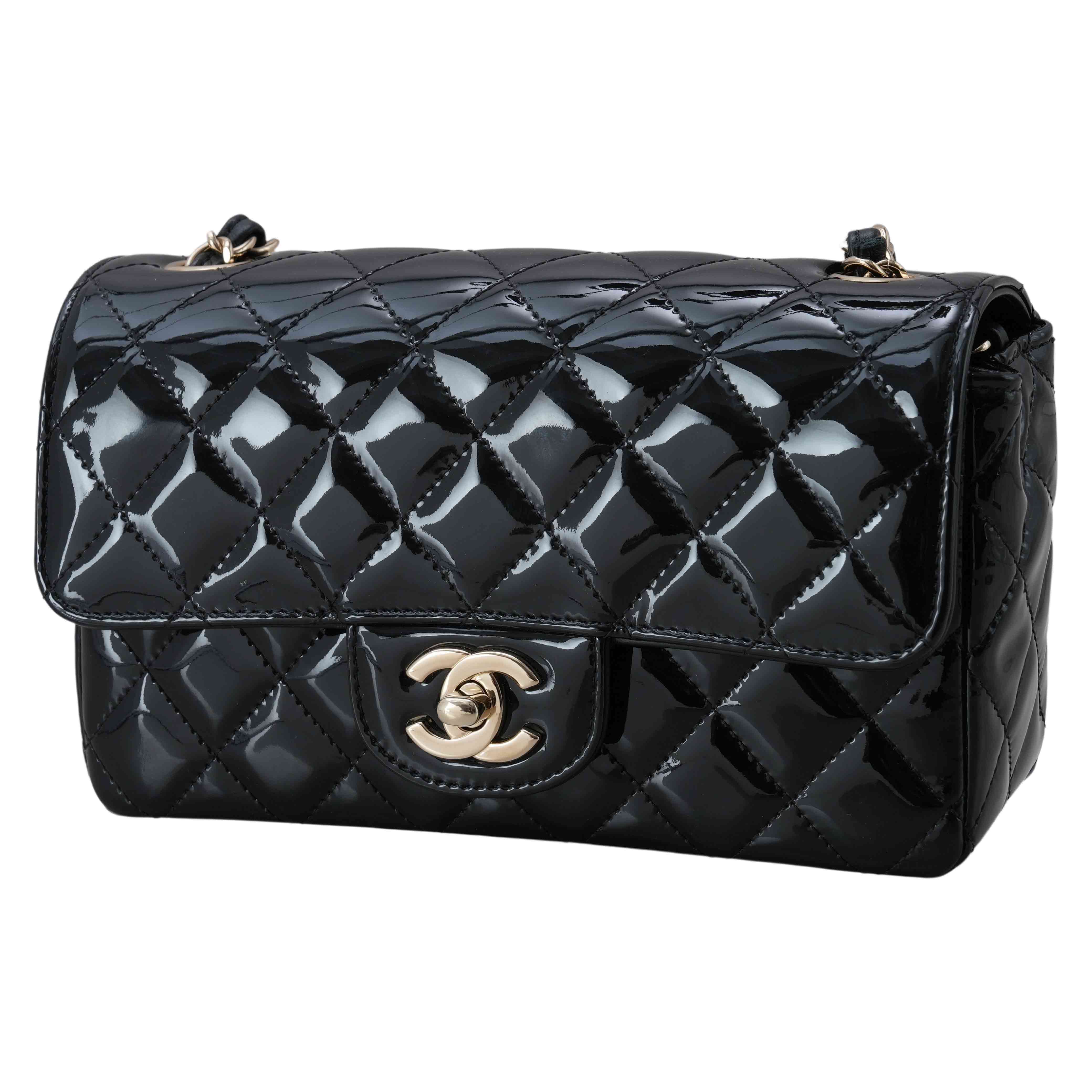 CHANEL(USED)샤넬 A69900 클래식 페이던트 뉴미니 크로스백