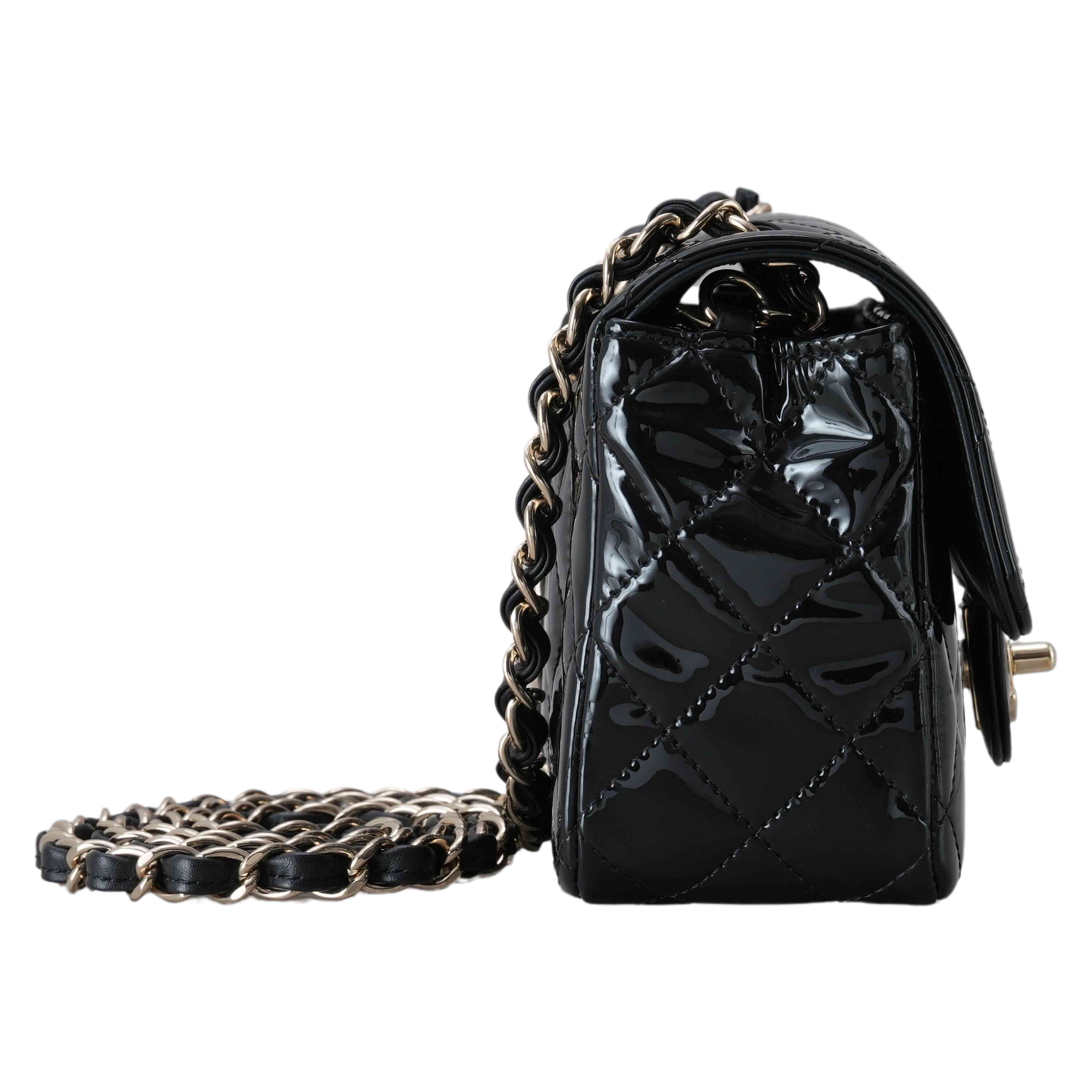 CHANEL(USED)샤넬 A69900 클래식 페이던트 뉴미니 크로스백