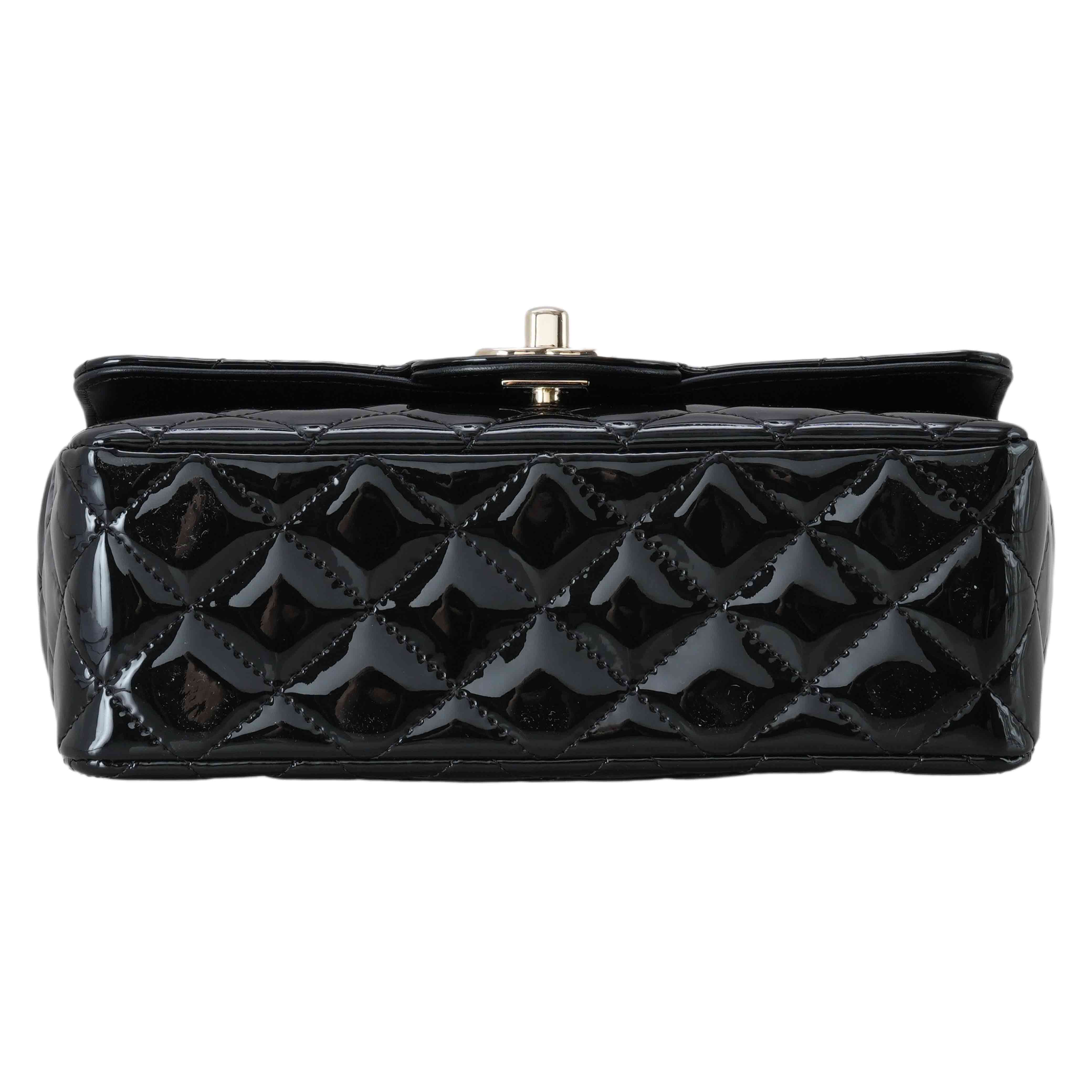 CHANEL(USED)샤넬 A69900 클래식 페이던트 뉴미니 크로스백