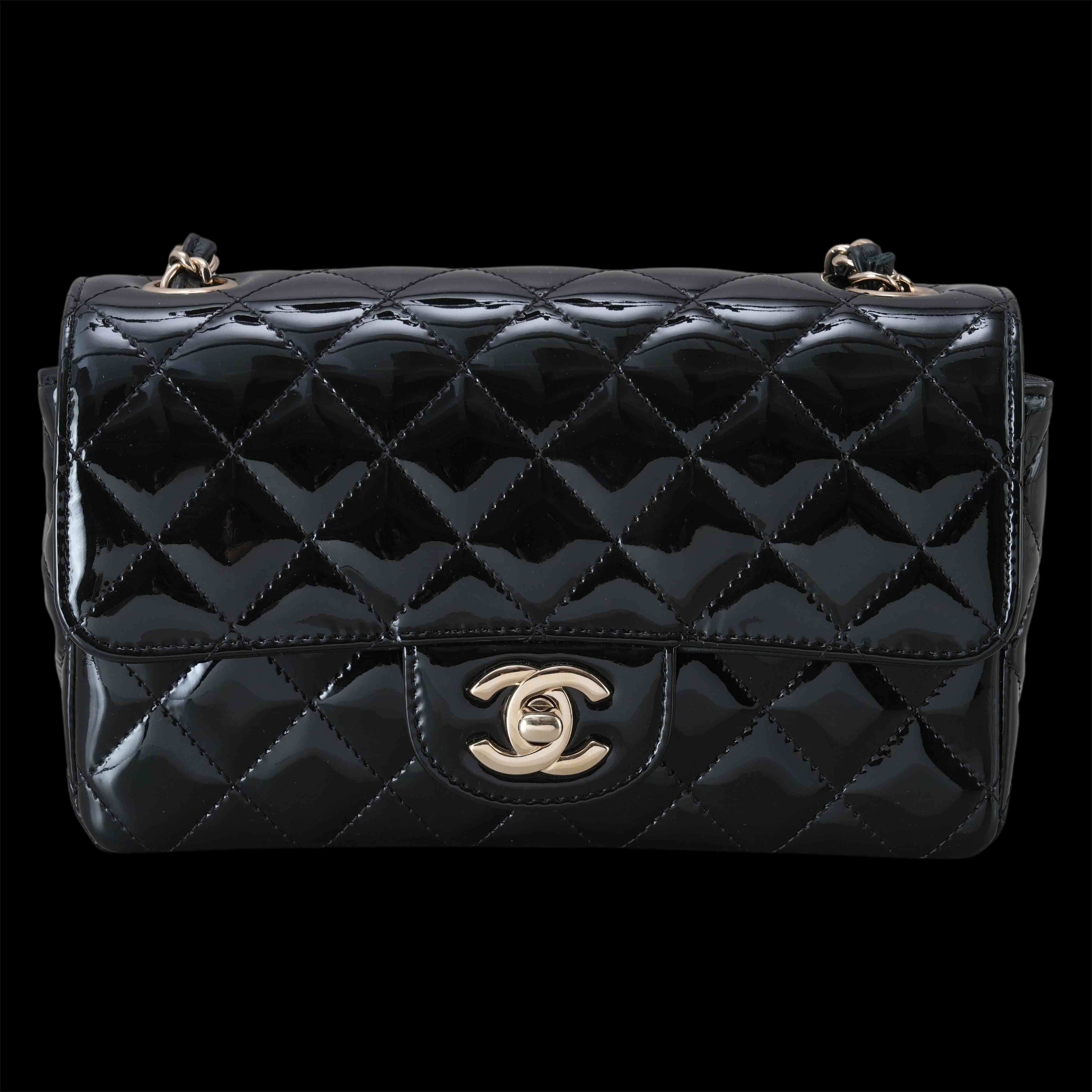 CHANEL(USED)샤넬 A69900 클래식 페이던트 뉴미니 크로스백