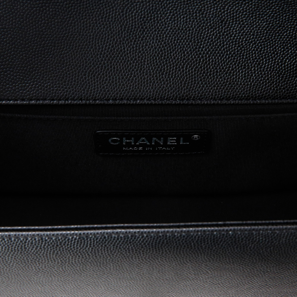 CHANEL(USED)샤넬 캐비어 보이샤넬 미듐 플랩백