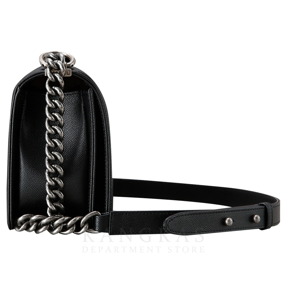 CHANEL(USED)샤넬 캐비어 보이샤넬 미듐 플랩백