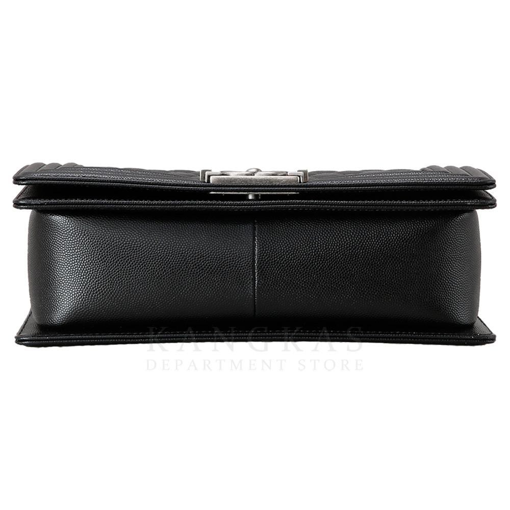 CHANEL(USED)샤넬 캐비어 보이샤넬 미듐 플랩백