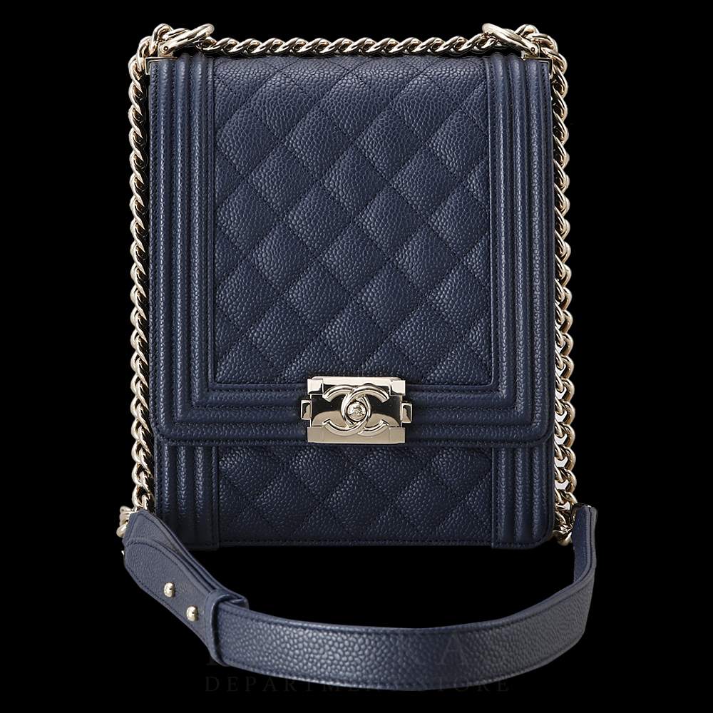 CHANEL(USED)샤넬 AS0130 캐비어 보이샤넬 플랩백