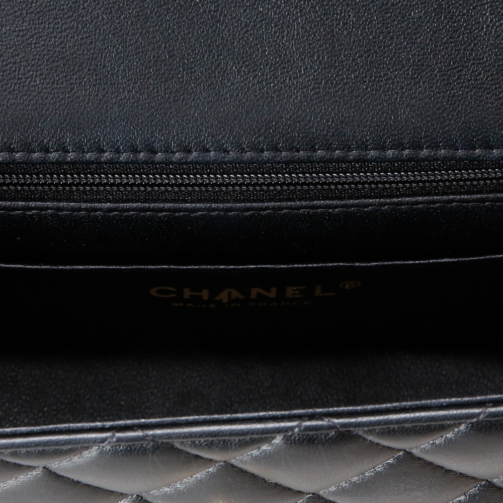 CHANEL(USED)샤넬 AS2431 뉴미니 탑핸들백
