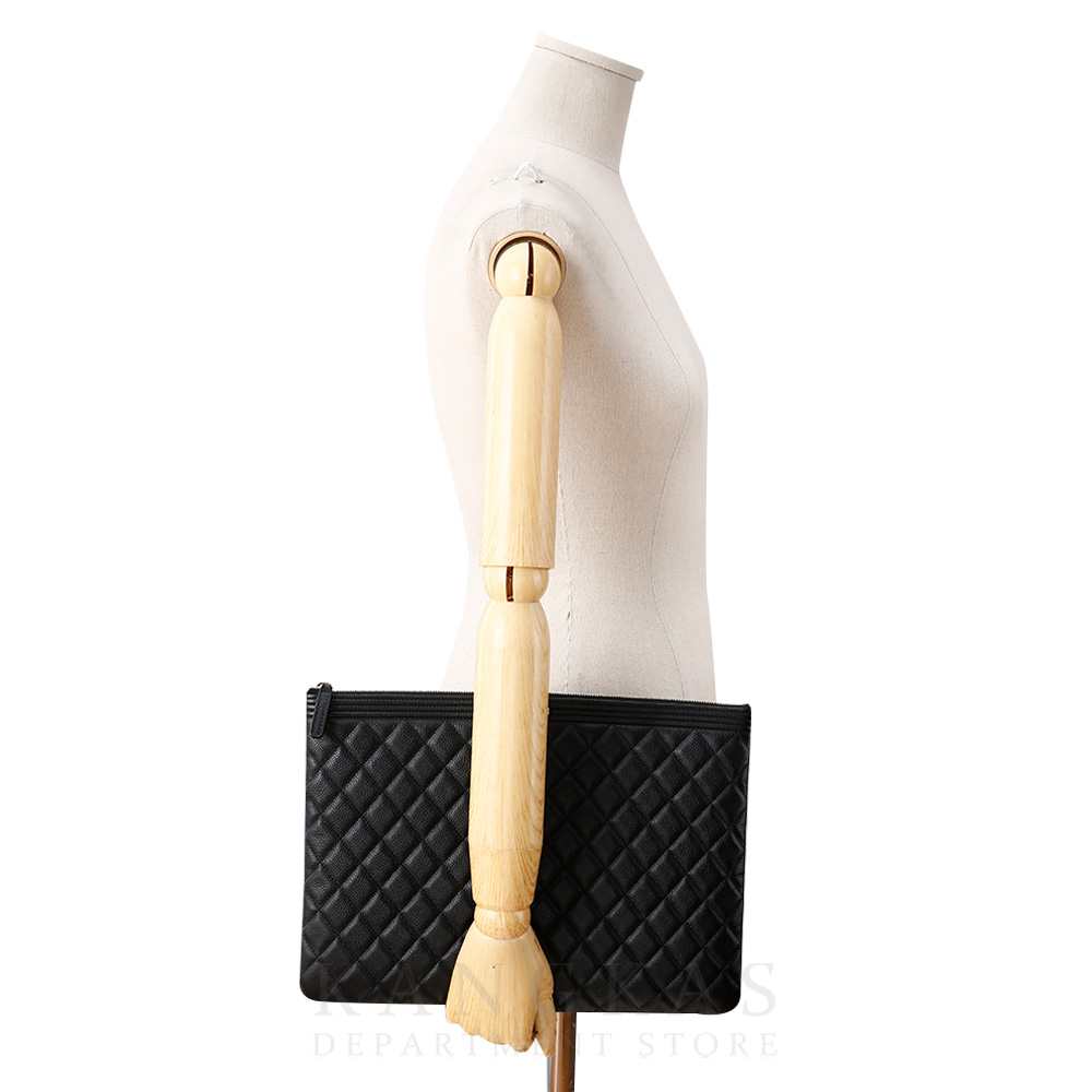 CHANEL(USED)샤넬 보이샤넬 캐비어 클러치 라지